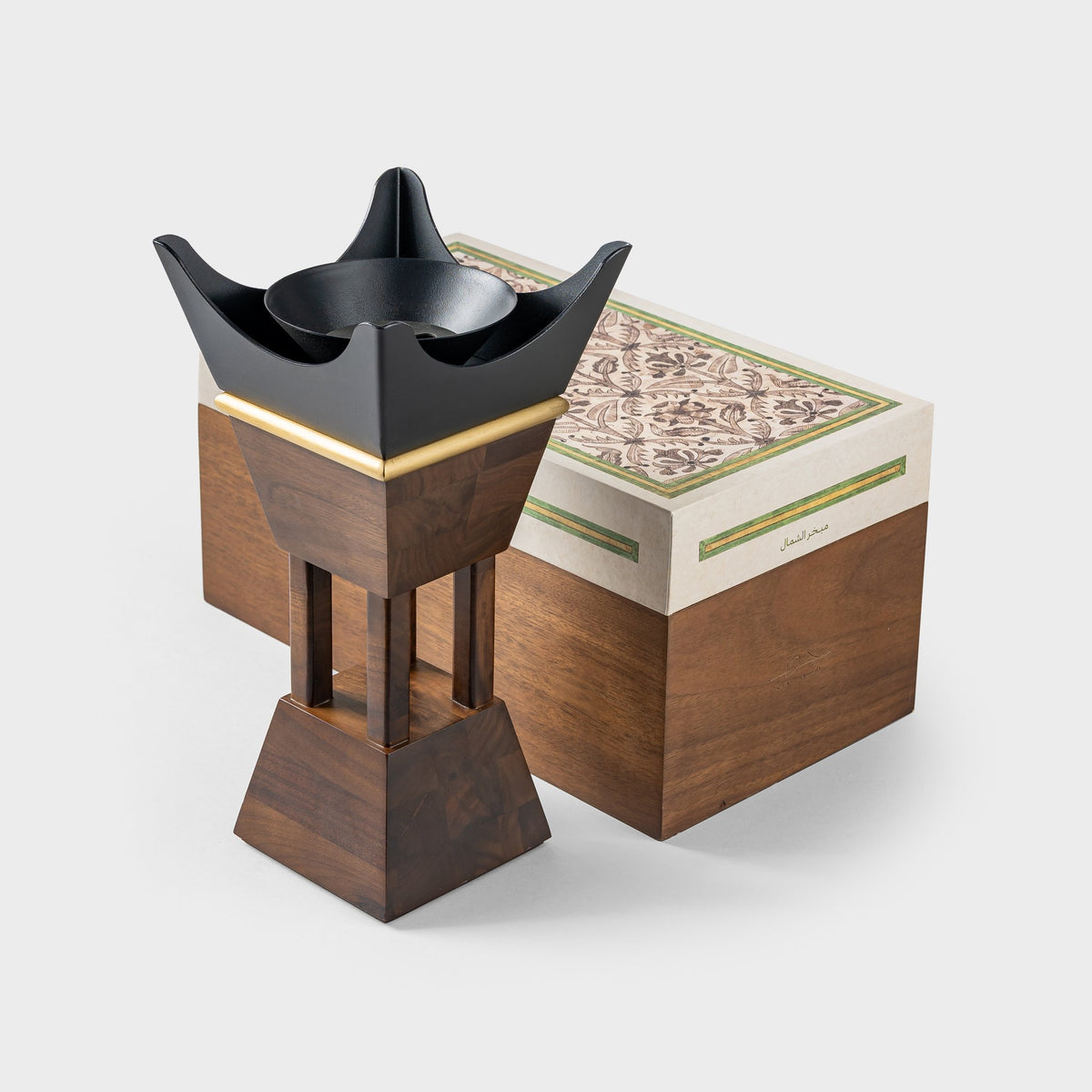 Mubkhar Al Shamal with gift box